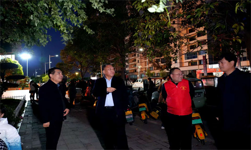 淮阳区总工会主席丁永华到阳光学校调研指导校园安全及周边环境整治工作