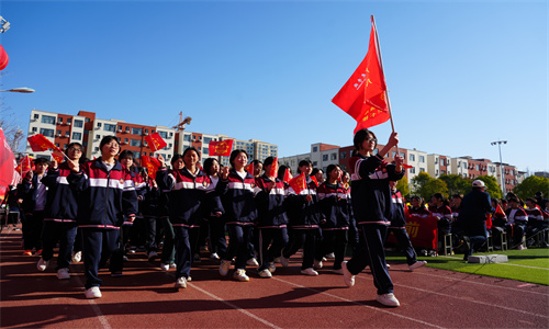 激昂奏响中考战歌！阳光学校誓师大会燃动校园