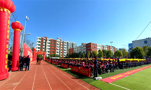 激昂奏响中考战歌！阳光学校誓师大会燃动校园