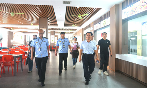 淮阳区市场监督管理局深入阳光学校 检查指导校园食品安全工作